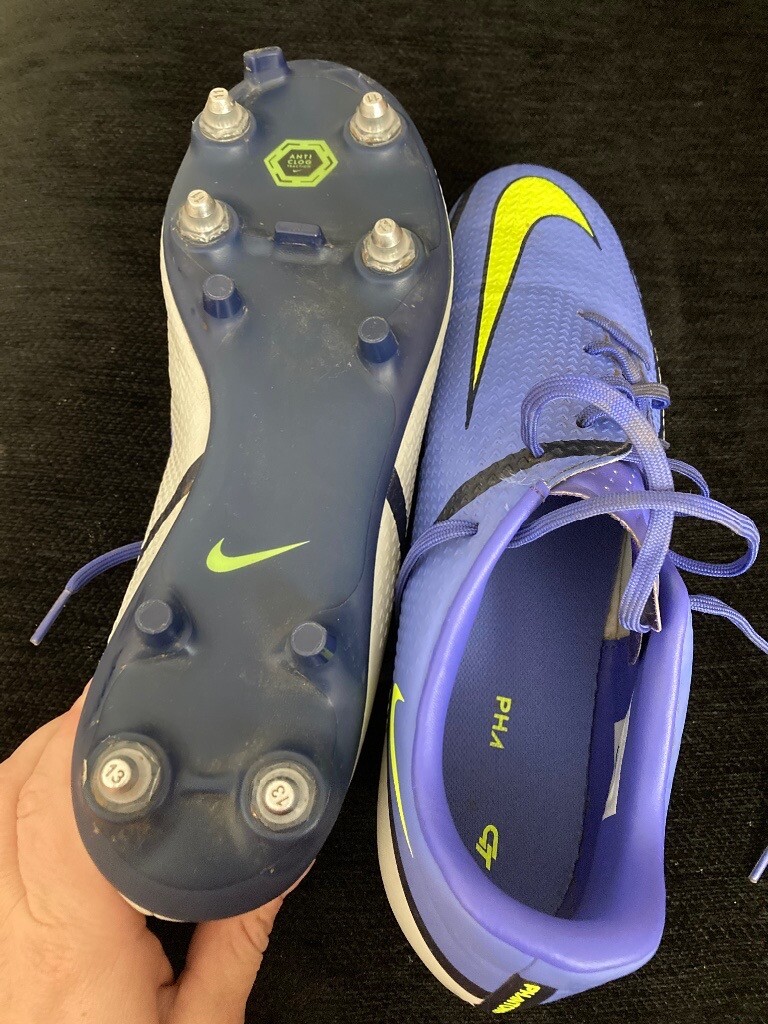 nike football boots size 7.5